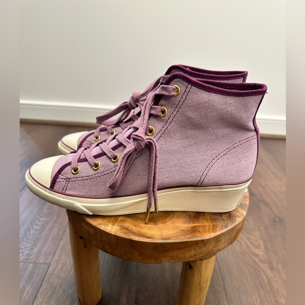 Converse Women’s PLATFORM Canvas NightShade Purple High Top Sneakers, Size: 9